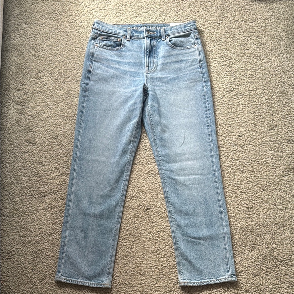 American Eagle Super High-Rise Ankle Straight Blue Jeans